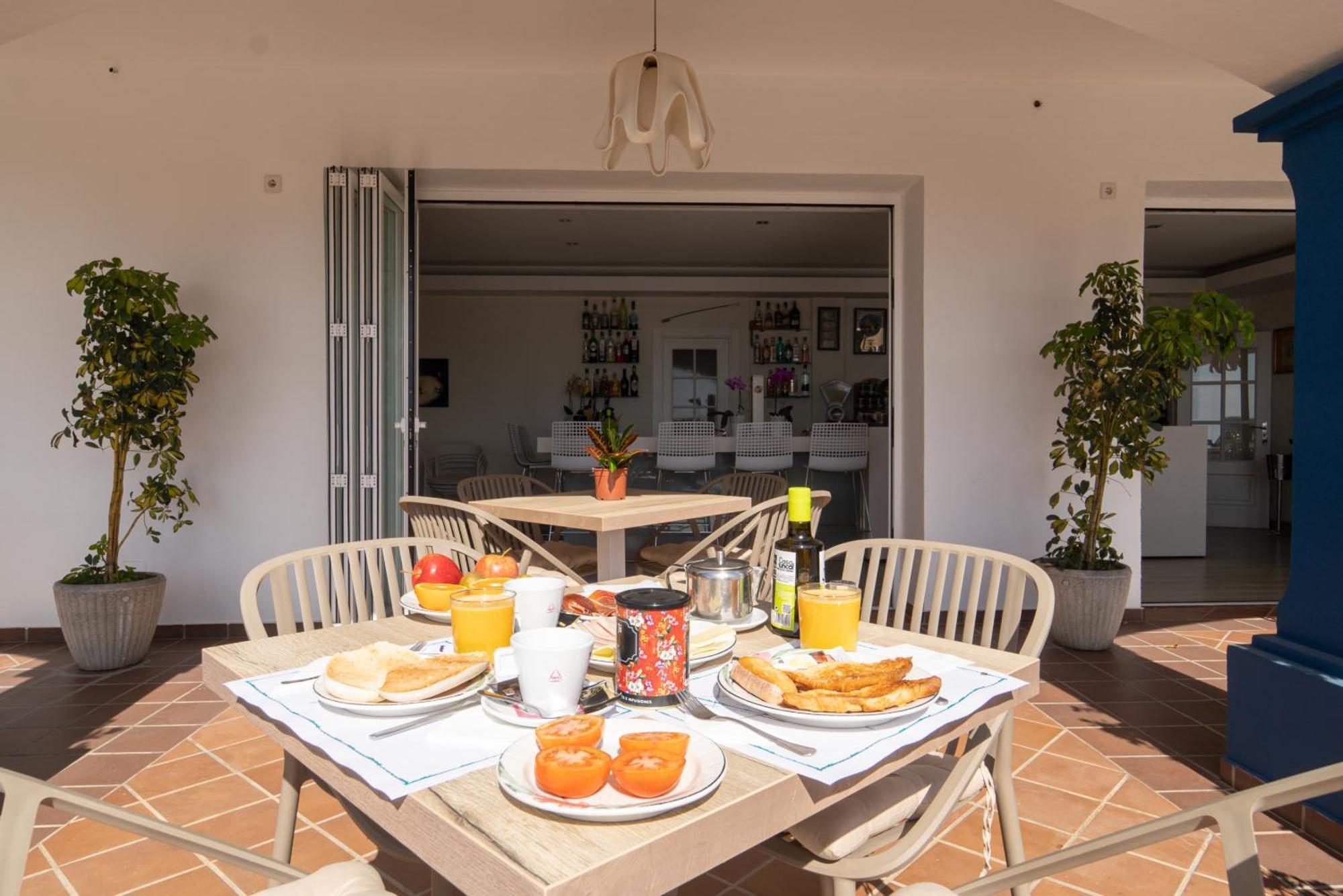 Hotel Piedra Paloma By Croma Estepona Exterior photo
