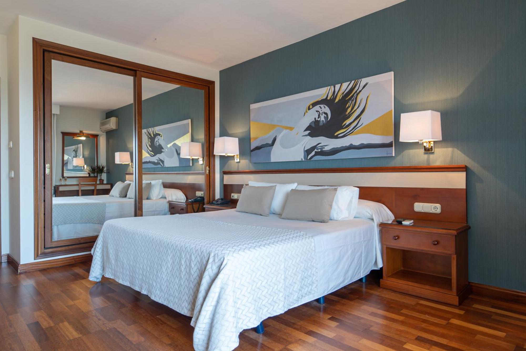 Hotel Piedra Paloma By Croma Estepona Exterior photo